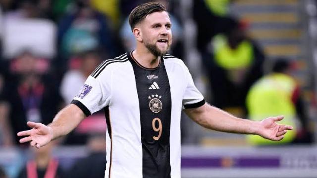 本来想组德国套，结果发现只有一个豁牙…