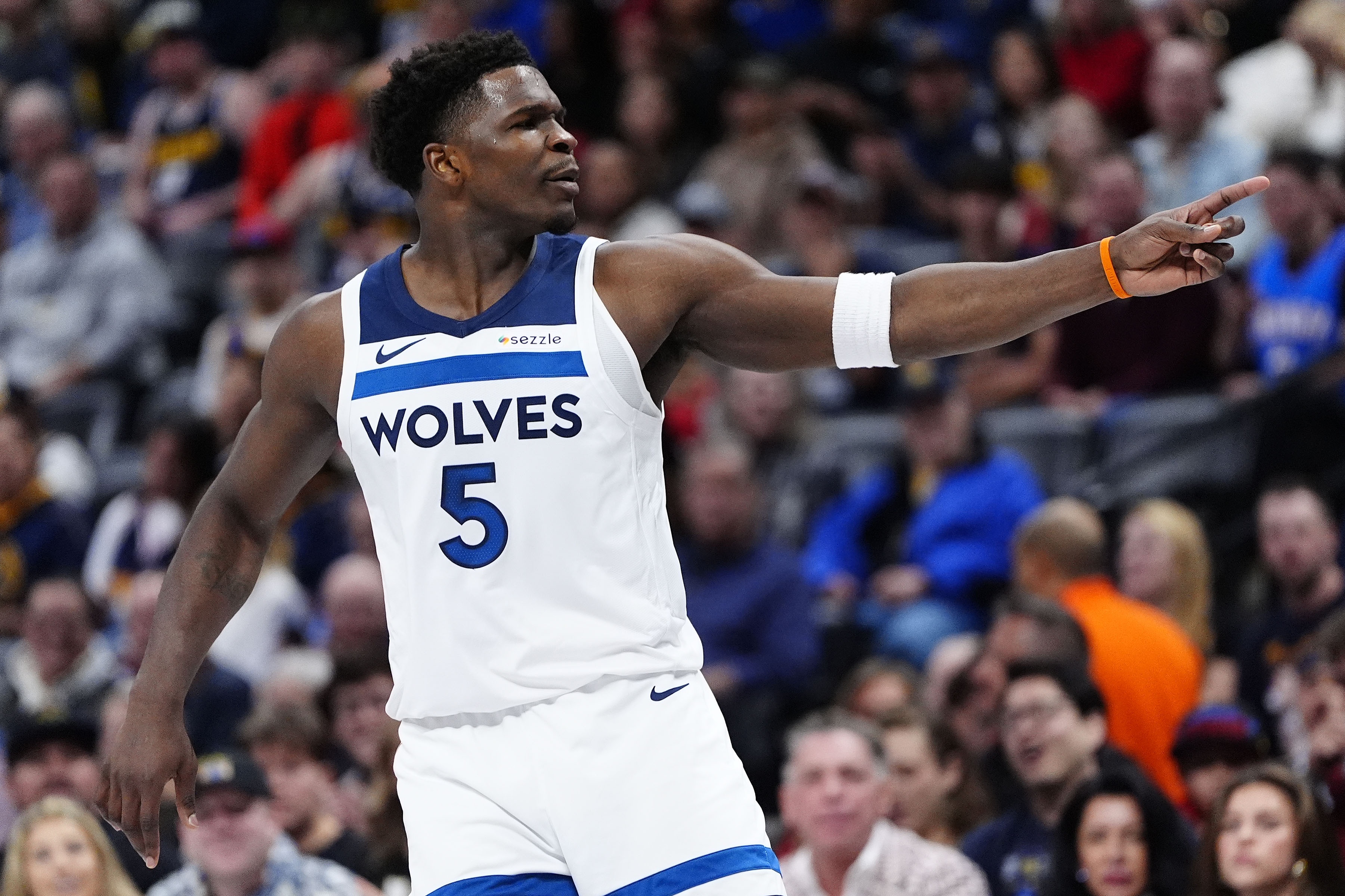 竞彩足球推荐-第三年轻万分？爱德华兹：我很遗憾在科比前面 我宁愿再等100天