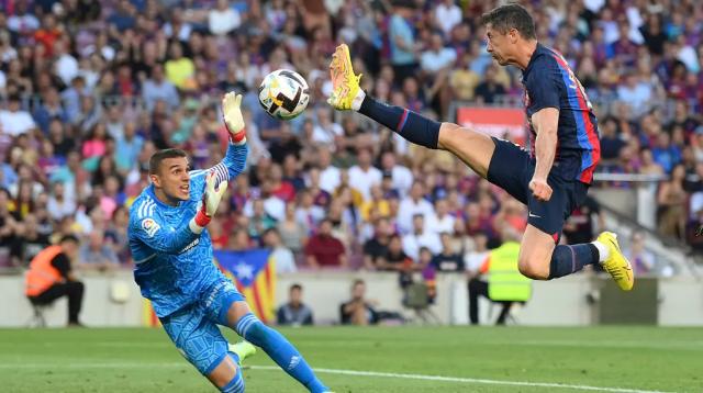 竞彩足球资讯分析-莱万真猛！巴萨只等拜仁验成色